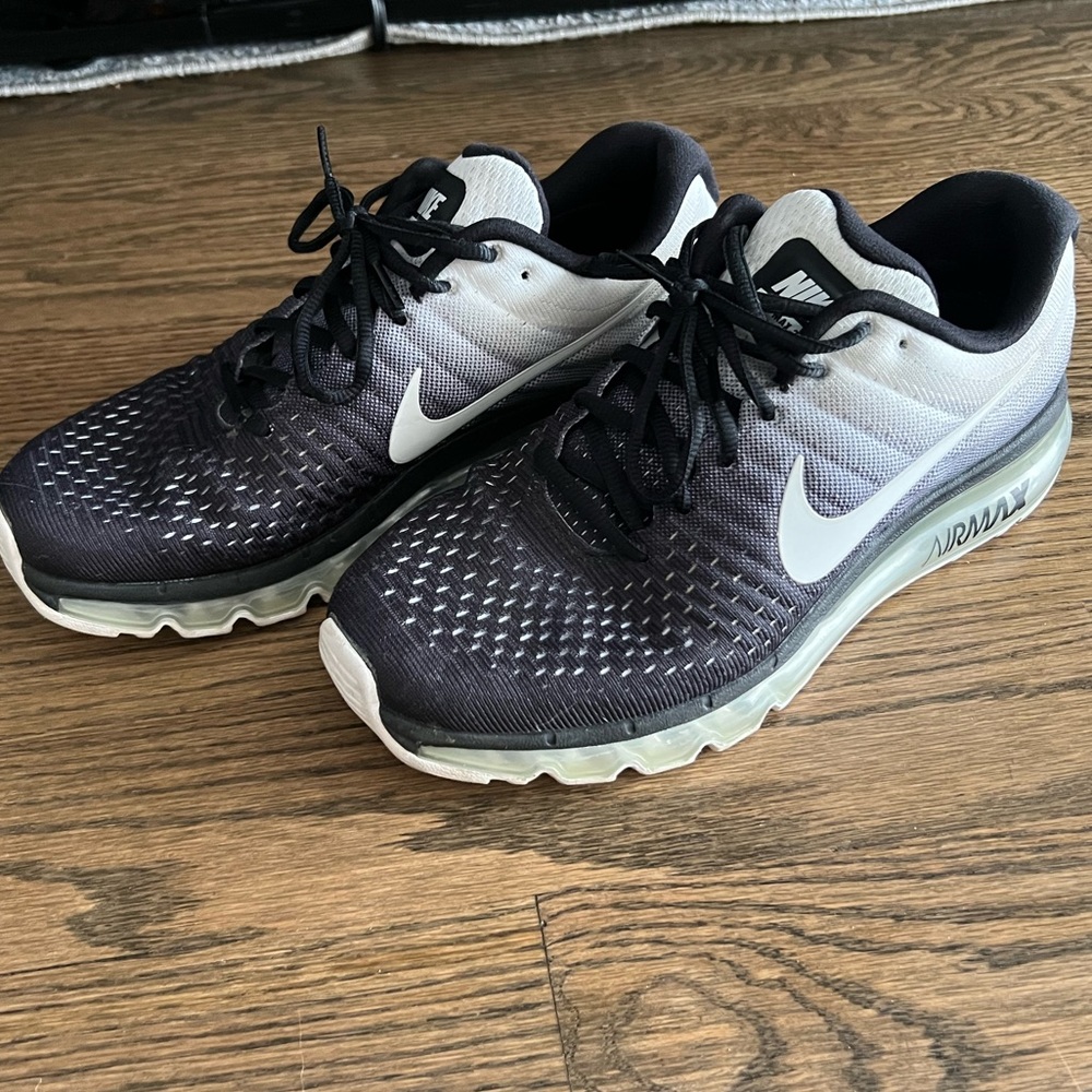NIKE 2017 Air Max Sneakers Men’s Size 10.5